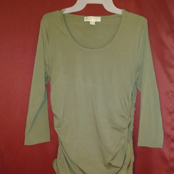 Michael Kors Tops - 💜 Michael Kors long sleeve shirt